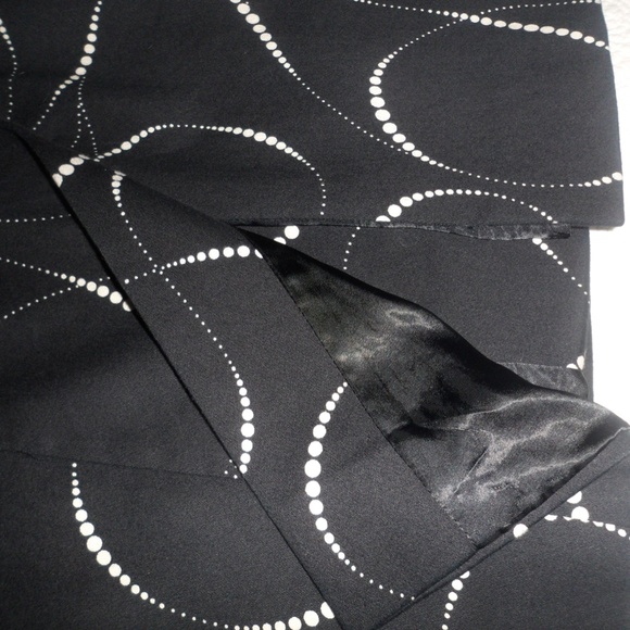 Longer length, smart coat from 'Red Herring' - Picture 9 of 11